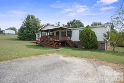 6776 Cobbs Place, Connelly Springs, NC 28612 - Photo 3