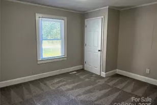 1555 Collinston Dr, Gastonia, NC 28052 - Photo 11