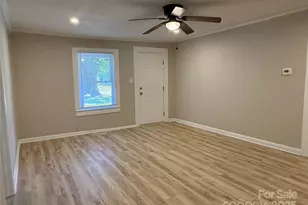 1555 Collinston Dr, Gastonia, NC 28052 - Photo 3