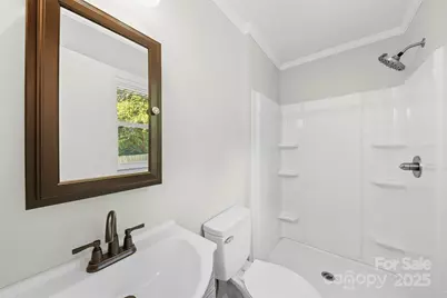 2225 W 7th Avenue, Gastonia, NC 28052 - Photo 9