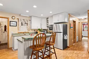 21 Gunter Dr, Waynesville, NC 28785 - Photo 5