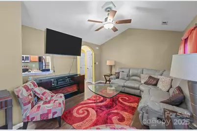 6623 Nevin Glen Drive, Charlotte, NC 28269 - Photo 15