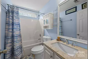 6623 Nevin Glen Dr, Charlotte, NC 28269 - Photo 19