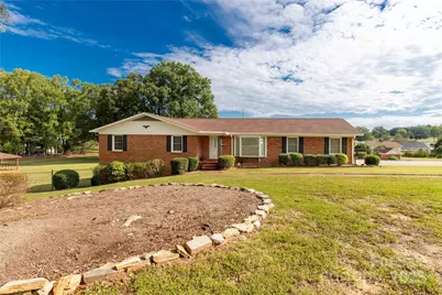 601 Laurel Court, Lancaster, SC 29720 - Photo 3