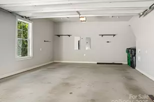 1708 Lombardy Cir, Charlotte, NC 28203 - Photo 9