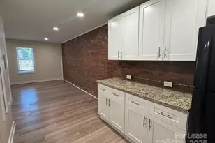 19612 Oak St, Cornelius, NC 28031 - Photo 3