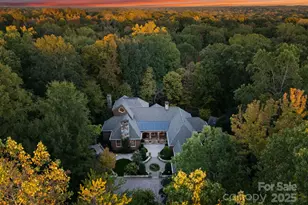 2357 Rock Creek Dr, Charlotte, NC 28226 - Photo 3