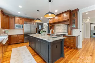 2357 Rock Creek Dr, Charlotte, NC 28226 - Photo 11