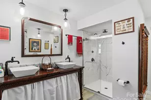 407 Terrell Dr, Bakersville, NC 28705 - Photo 19