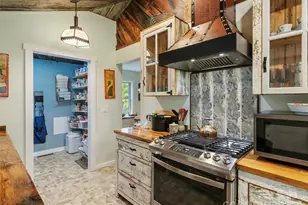 407 Terrell Dr, Bakersville, NC 28705 - Photo 15