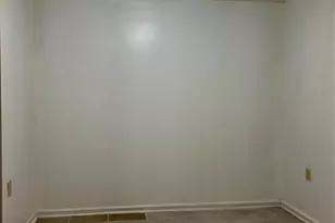 636 Sheryl Cir, Charlotte, NC 28217 - Photo 33