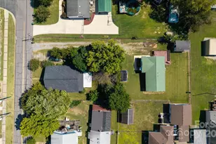 408 E Catawba Ave, Mount Holly, NC 28120 - Photo 3