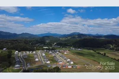 132 Queen Valley Way, Waynesville, NC 28786 - Photo 3