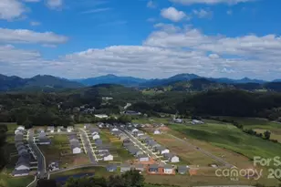 132 Queen Vly Wy, Waynesville, NC 28786 - Photo 3