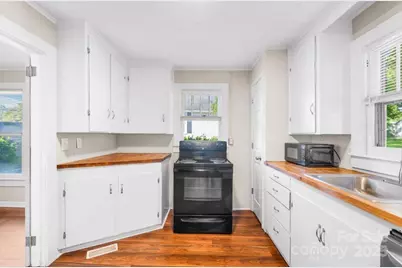 604 S Zion Street, Landis, NC 28088 - Photo 9