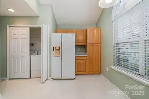 942 Pelican Bay Dr, Pineville, NC 28134 - Photo 11