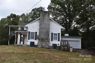 91 Myers Norton Dr, Old Fort, NC 28762 - Photo 3