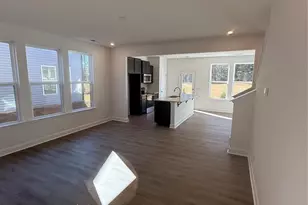 3116 Elaine Ave, Charlotte, NC 28269 - Photo 5