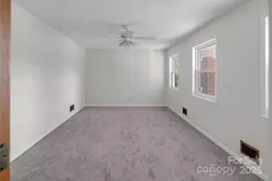 128 Greenview Dr, Kannapolis, NC 28081 - Photo 9