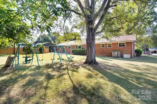 128 Greenview Dr, Kannapolis, NC 28081 - Photo 3