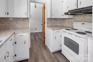 128 Greenview Dr, Kannapolis, NC 28081 - Photo 13