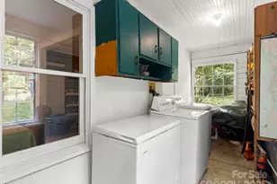 27 Barkn Cv, Canton, NC 28716 - Photo 31