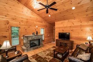 70 Double Back Ln, Mars Hill, NC 28754 - Photo 5