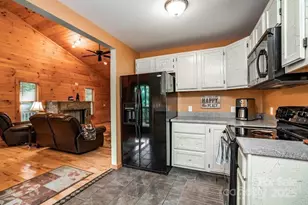 70 Double Back Ln, Mars Hill, NC 28754 - Photo 11