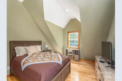 27 Little Roundtop Road, Clyde, NC 28721 - Photo 23