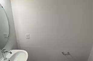 3136 Elaine Ave, Charlotte, NC 28269 - Photo 3