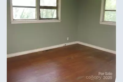 214 Palmer Street, Lenoir, NC 28645 - Photo 9