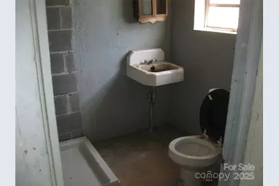 214 Palmer Street, Lenoir, NC 28645 - Photo 15