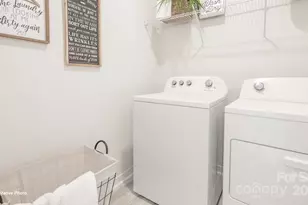 11313 Cardinal Crk Ave, Charlotte, NC 28215 - Photo 27