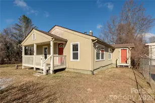 22 Madrid Ln, Hendersonville, NC 28792 - Photo 15