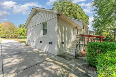 743 Pineborough Road, Charlotte, NC 28212 - Photo 29