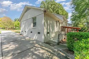 743 Pineborough Rd, Charlotte, NC 28212 - Photo 29