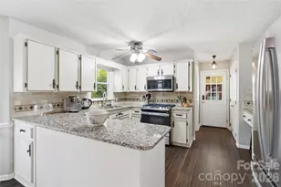 1210 Plum Branch Ln, Fort Mill, SC 29715 - Photo 13