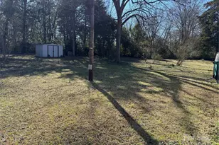 181 Jeter St, Chester, SC 29706 - Photo 15