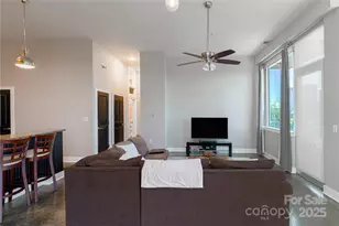 710 W Trade St, Charlotte, NC 28202 - Photo 5