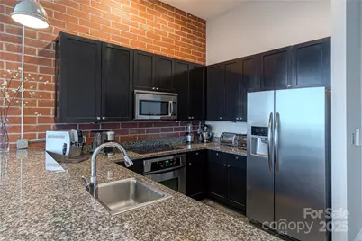 710 W Trade Street #701, Charlotte, NC 28202 - Photo 7