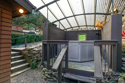 949/951 Watauga River Road, Sugar Grove, NC 28679 - Photo 29