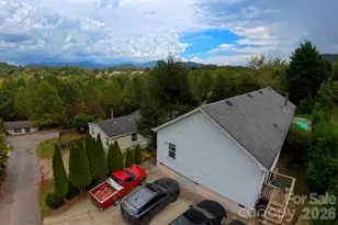 304 Golden Aster Rd, Swannanoa, NC 28778 - Photo 5