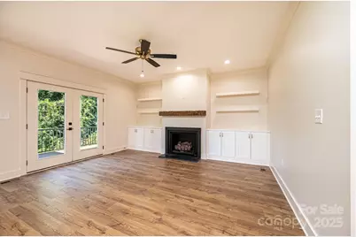 2115 6th Street NW, Hickory, NC 28601 - Photo 9