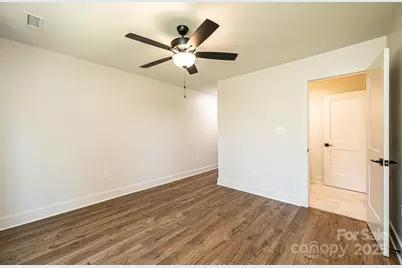 2115 6th Street NW, Hickory, NC 28601 - Photo 37