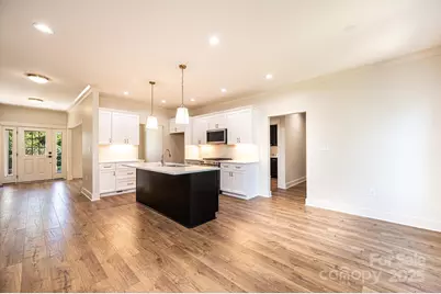 2115 6th Street NW, Hickory, NC 28601 - Photo 15