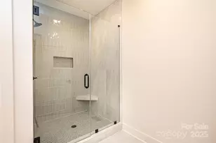 2115 6th St NW, Hickory, NC 28601 - Photo 31