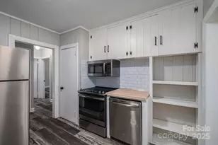 315 E 4th Ave, Gastonia, NC 28054 - Photo 17