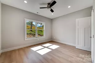 33 Gracie Rose St, Clyde, NC 28721 - Photo 15