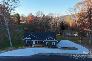 33 Gracie Rose St, Clyde, NC 28721 - Photo 33