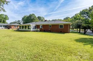 345 S Magnolia St, Mooresville, NC 28115 - Photo 3